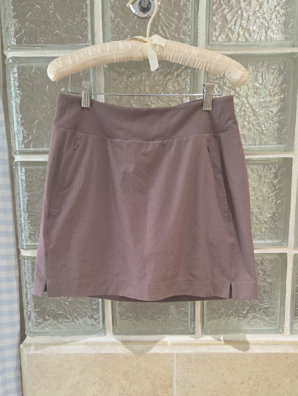 Athleta Soho Skort in Taupe-Mauve Size 6